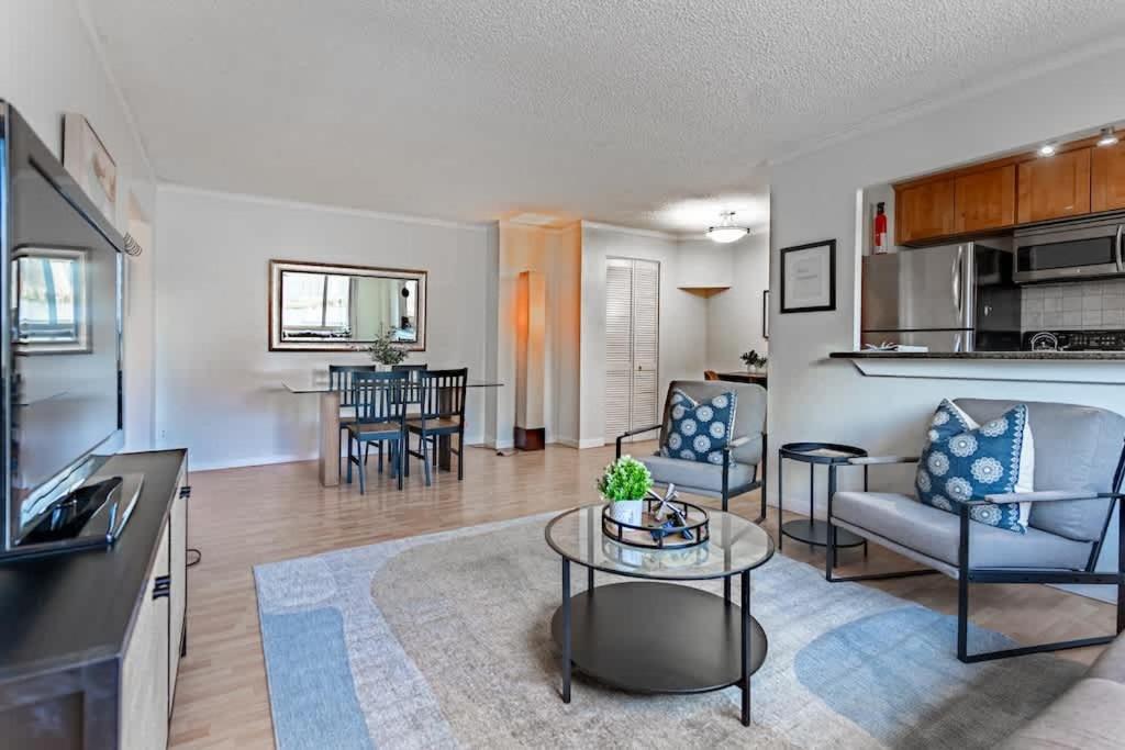 Vibrant Downtown, King Bed, Work Desk & Kitchen Villa Seattle Kültér fotó