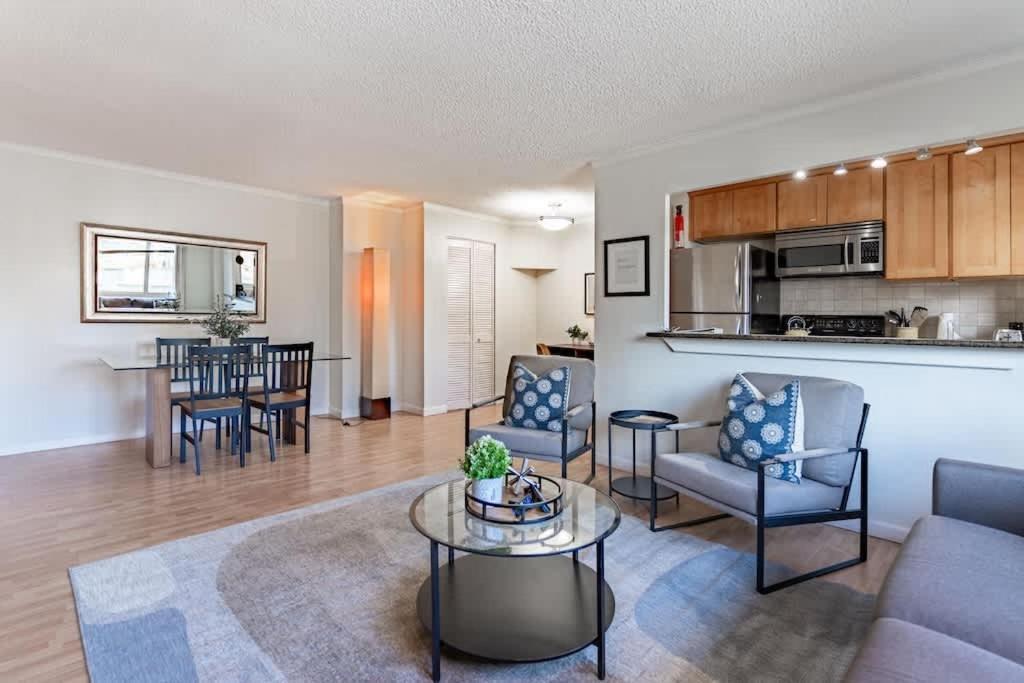 Vibrant Downtown, King Bed, Work Desk & Kitchen Villa Seattle Kültér fotó