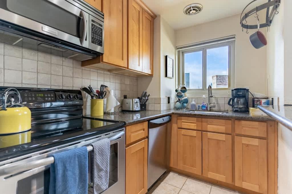 Vibrant Downtown, King Bed, Work Desk & Kitchen Villa Seattle Kültér fotó